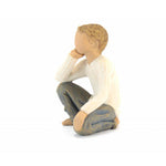 Statuetta ragazzo curioso 8,5 cm