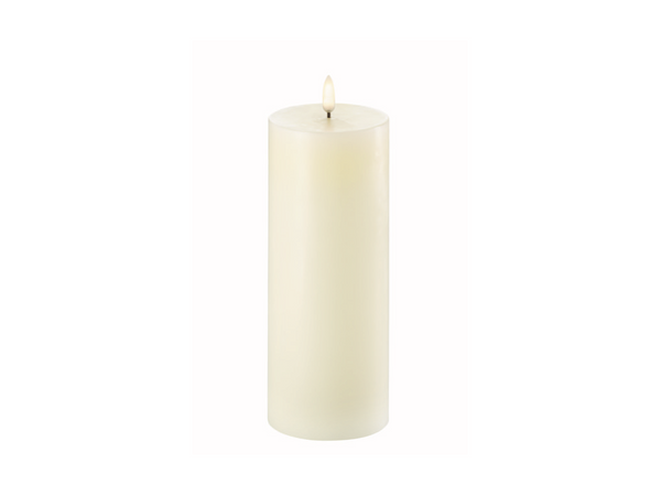 Candela in Cera a Led misura: 7,8 xh 23cm